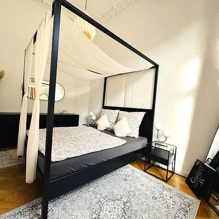 Superhosts Zentrum - Parkplatz - Badewanne - Netflix - Kaffee Бремен Екстер'єр фото